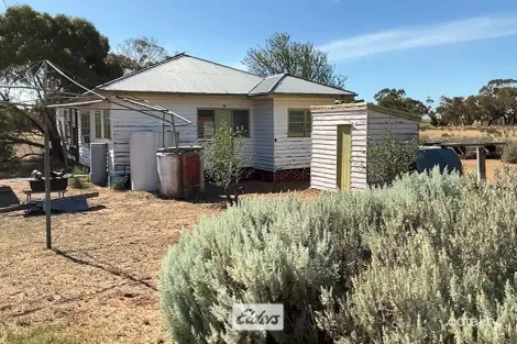 109 Underbool Patchewollock Rd, Underbool, VIC 3509