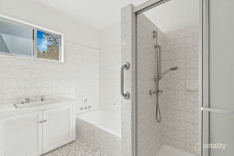 Property photo of 3 Kynance Street Leichhardt QLD 4305