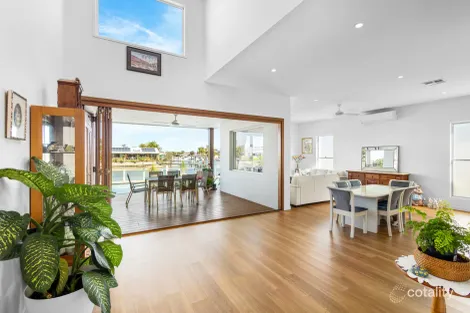 Property photo of 15 Oak Court Minyama QLD 4575