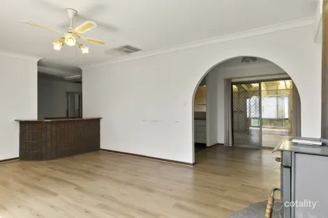 Property photo of 69 Bay Road Moonta Bay SA 5558