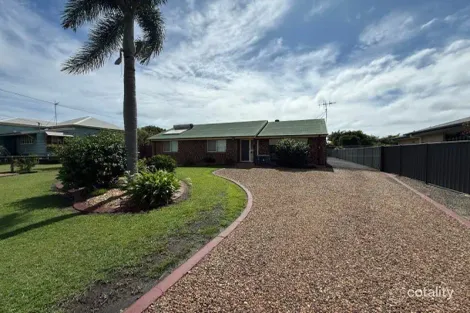 70 Burnett Heads Rd, Burnett Heads, QLD 4670