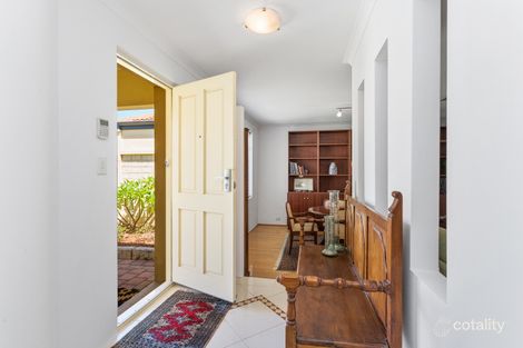 Property photo of 20 Cheshunt Gardens North Lake WA 6163