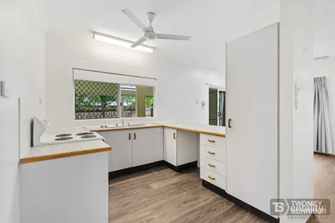 Property photo of 9 Benn Street Brinsmead QLD 4870