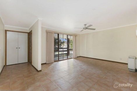 Property photo of 16 Caroline Crescent Cranbourne West VIC 3977