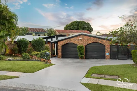 19 CAWARRA ST, CARSELDINE, QLD 4034