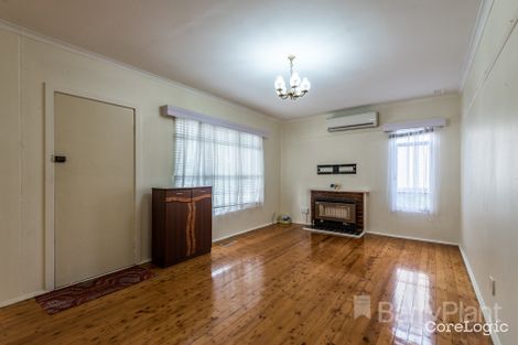 Property photo of 18 Menzies Avenue Dandenong North VIC 3175