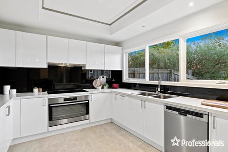Property photo of 12 Rangeview Road Mount Evelyn VIC 3796