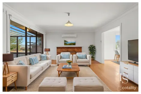 32 Cornwall Cres, Newnham, TAS 7248