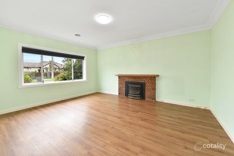 Property photo of 9 Arbor Avenue Reservoir VIC 3073