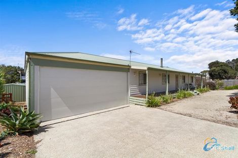 Property photo of 40-42 Wattle Grove Loch Sport VIC 3851