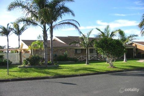 Property photo of 2A Oceanic Place Old Bar NSW 2430