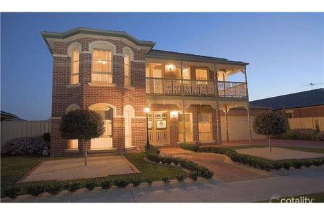 35 Portofino Cres, Point Cook, VIC 3030