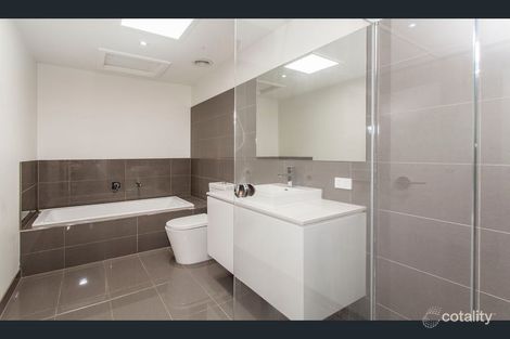 Property photo of 2/28 Monash Street Box Hill South VIC 3128