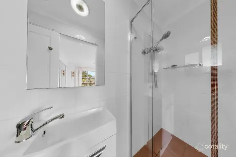 Property photo of 11 Gretel Drive Beachmere QLD 4510