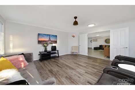 Property photo of 77 Buxton Drive Gracemere QLD 4702