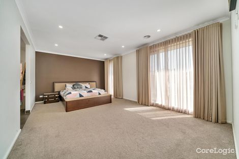 Property photo of 12 Ortiz Avenue Tarneit VIC 3029