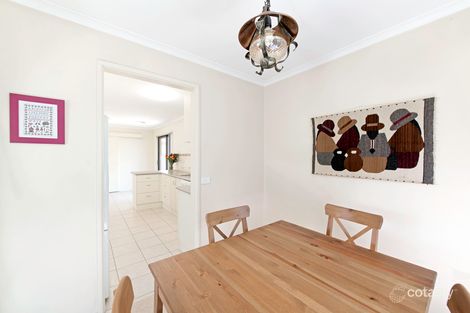 Property photo of 10 Degraves Crescent Wanniassa ACT 2903