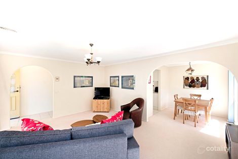 Property photo of 10 Degraves Crescent Wanniassa ACT 2903