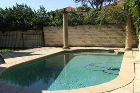 Property photo of 4 Hadlow Close Beaumont Hills NSW 2155