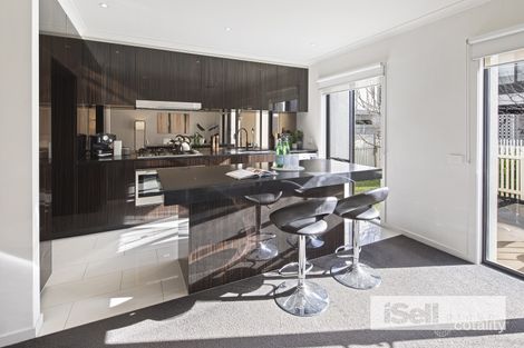 Property photo of 17 Binda Avenue Springvale VIC 3171