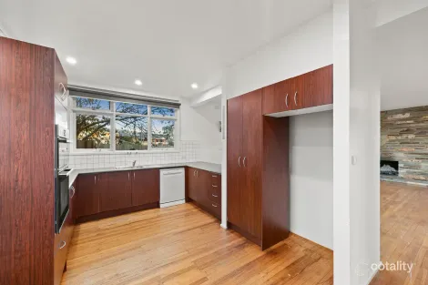 Property photo of 25 Montgomery Place Templestowe Lower VIC 3107
