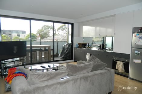Property photo of 204/18 Queen Street Blackburn VIC 3130