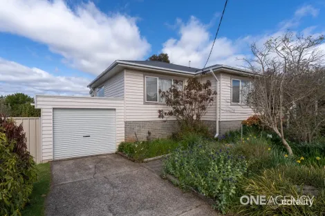 Property photo of 1 Barker Street Havenview TAS 7320