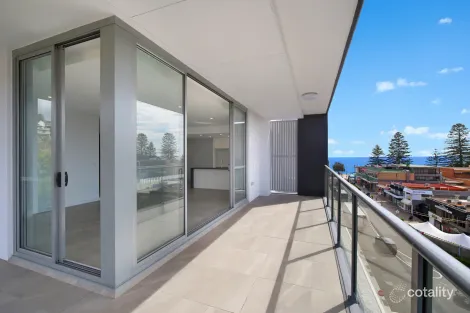 18/7 Campbell Cres, Terrigal, NSW 2260