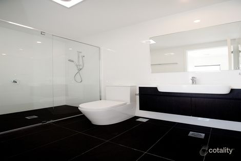 Property photo of 205/14-16 Priory Street Indooroopilly QLD 4068