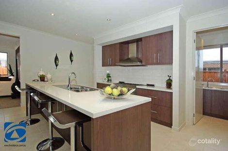 Property photo of 3 Patrick Close Lyndhurst VIC 3975