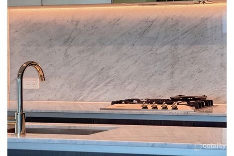 7706/228 La Trobe St, Melbourne, VIC 3000