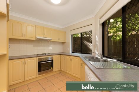 Property photo of 2/37A St Leonards Street Coorparoo QLD 4151