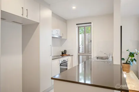Property photo of 20A Ingold Street Coombs ACT 2611