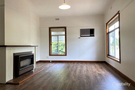 Property photo of 2 Pollard Street Wodonga VIC 3690
