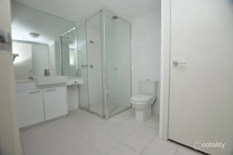 Property photo of 1012/100 Harbour Esplanade Docklands VIC 3008