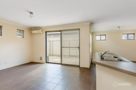 Property photo of 2/16 Arnott Court Kelmscott WA 6111