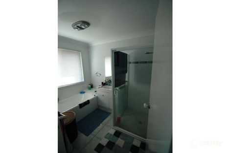 Property photo of 18 Searle Street Thabeban QLD 4670