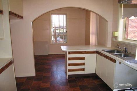 Property photo of 2 Daphne Crescent Bellfield VIC 3081