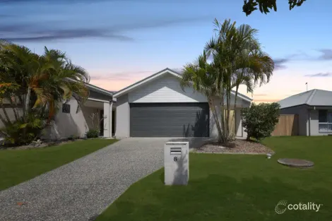 Property photo of 8 Warilla View Blacks Beach QLD 4740