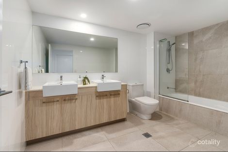 Property photo of 303/65-71 Depper Street St Lucia QLD 4067