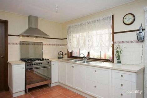 Property photo of 19 Sommers Drive Altona Meadows VIC 3028