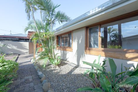 Property photo of 15 Moorilla Place Broadbeach Waters QLD 4218