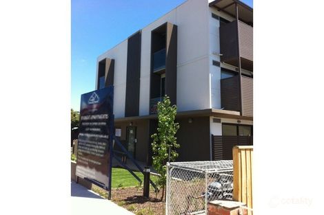 1 Wellington Rd, Box Hill, VIC 3128