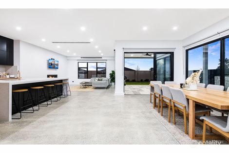 Property photo of 36 Abbott Street Spring Farm NSW 2570
