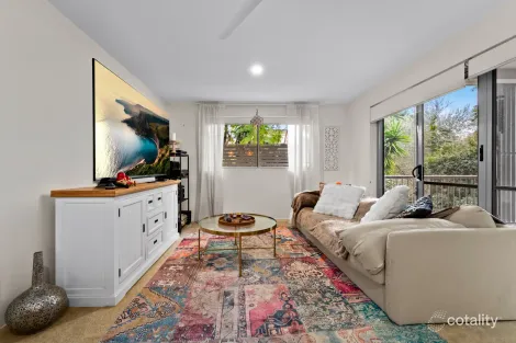 Property photo of 2/36 Hall Street Northgate QLD 4013