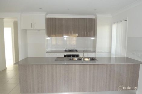 Property photo of 69 Milbrook Crescent Pimpama QLD 4209