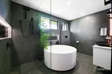 Property photo of 5 Mokera Avenue Palm Beach QLD 4221