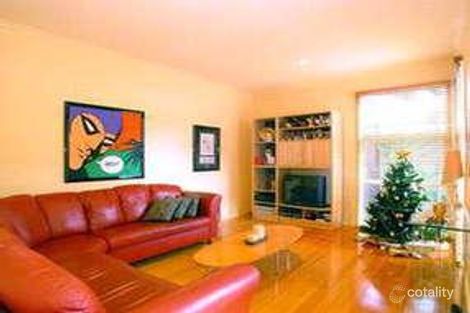 Property photo of 16 Atkinson Close Windsor VIC 3181
