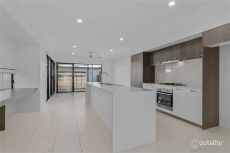 Property photo of 65 Kookaburra Circuit Rochedale QLD 4123