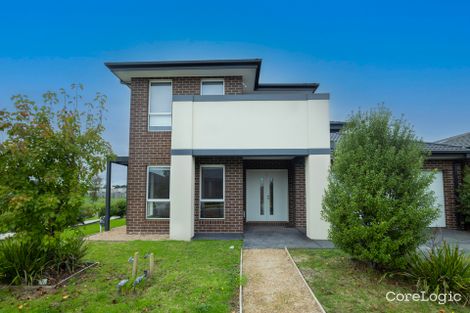 Property photo of 18 Golden Banksia Drive Officer VIC 3809